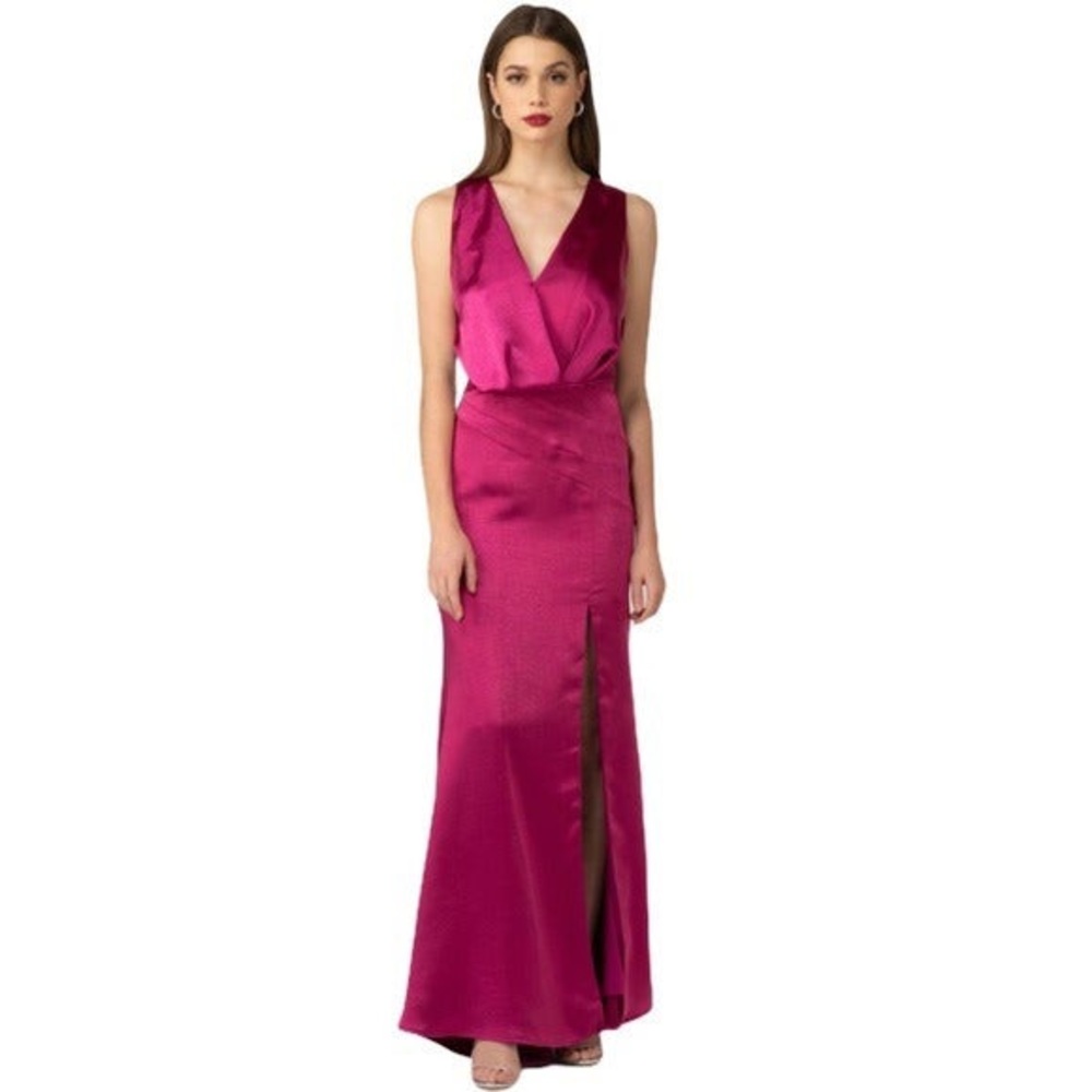 NWT! Adelyn Rae Plum Tasha Gown